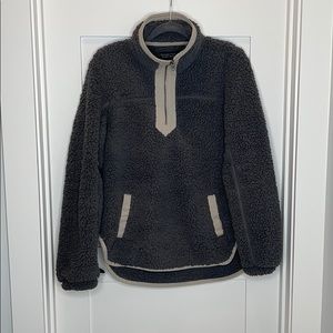 Abercrombie & Fitch pullover